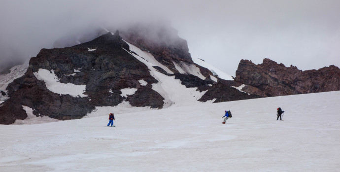 Skiing down from Muir. 